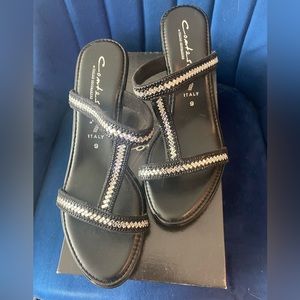 NEW IN BOX! Italian Shoemakers Contessa Antonia Sandals - Black - Size 9